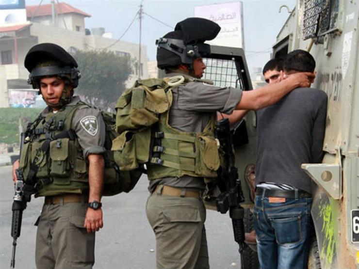 قوات الاحتلال تعتقل ستة فلسطينيين بينهم فتى في الضفة الغربية